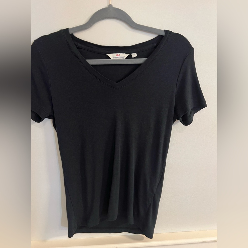 V vines short sleeve black Vneck sz S in excellent condition Only worn handful X